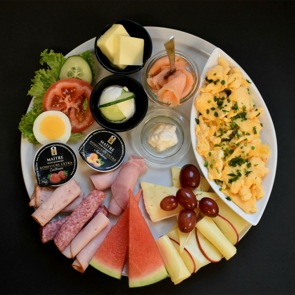 Dorfplatz Frühstück